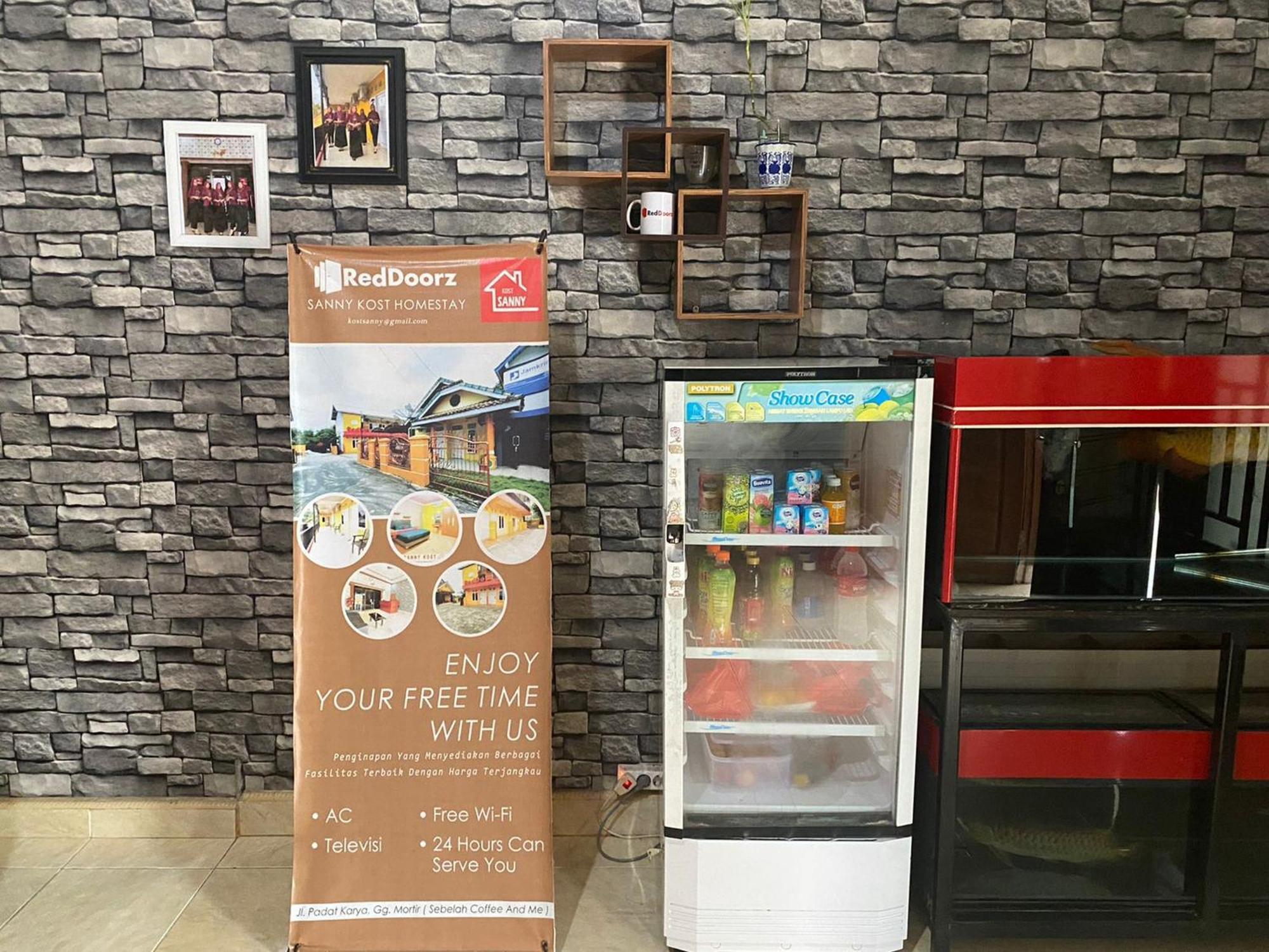 Reddoorz @ Jalan Padat Karya Prabumulih Perabumulih 外观 照片